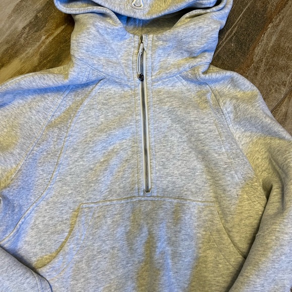 Lululemon scuba quarter zip - Picture 2 of 3